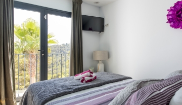 Resa Estates Ibiza tourist license santa eulalia te koop bedroom 1 views.jpg